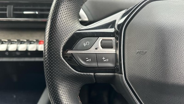 Used Peugeot 5008 2022 for sale - 75575213: Photo 46