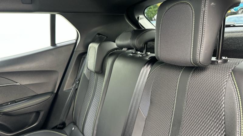 Used Peugeot E-2008 2024 for sale - 76162038: Photo 14