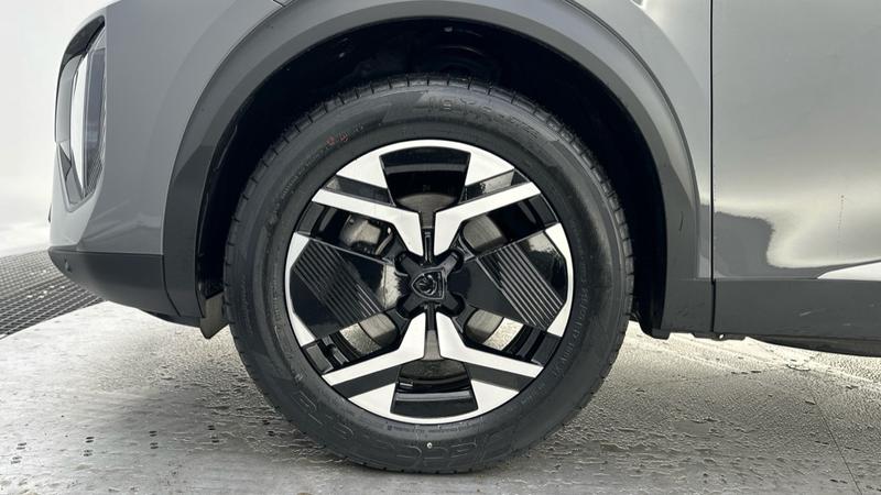 Used Peugeot E-2008 2024 for sale - 76162038: Photo 17