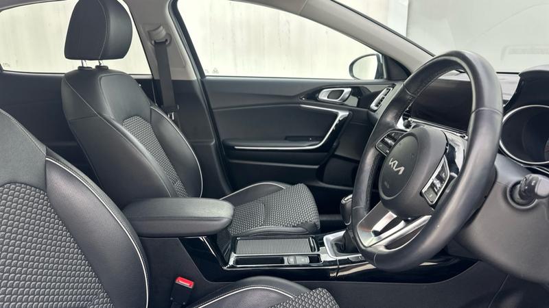 Used Kia XCeed 2022 for sale - 77570638: Photo 23