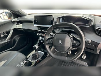 Used Peugeot 2008 2023 for sale - 79063434: Photo