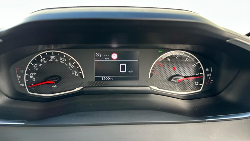 Used Peugeot 208 2025 for sale - 77918674: Photo 14