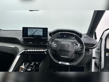 Used Peugeot 5008 2023 for sale - 79585041: Photo