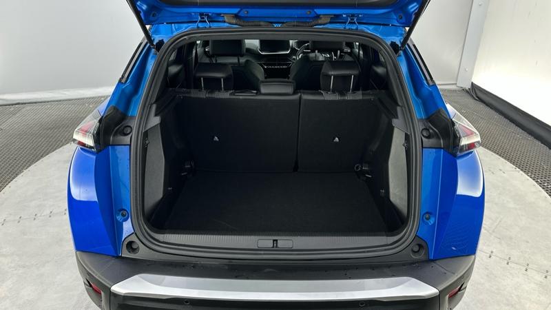 Used Peugeot 2008 2023 for sale - 77063996: Photo 15