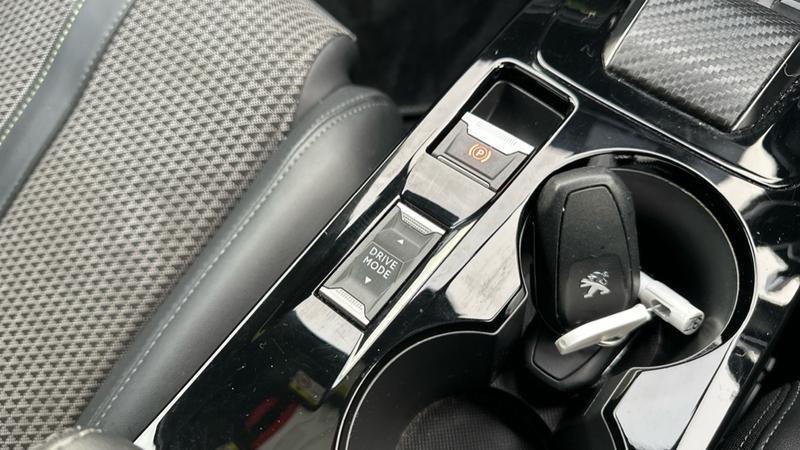 Used Peugeot 2008 2023 for sale - 77063996: Photo 64