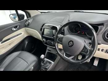 Used Renault Captur 2019 for sale - 74740205: Photo