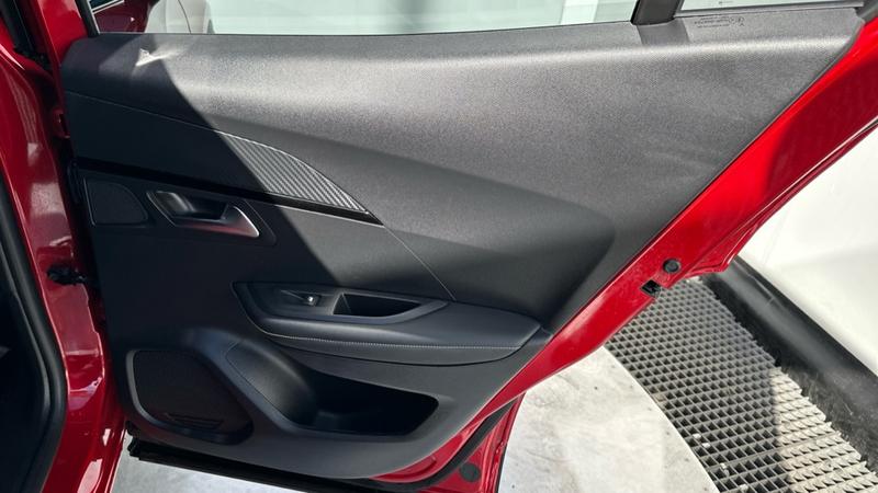 Used Peugeot 2008 2023 for sale - 78162131: Photo 29