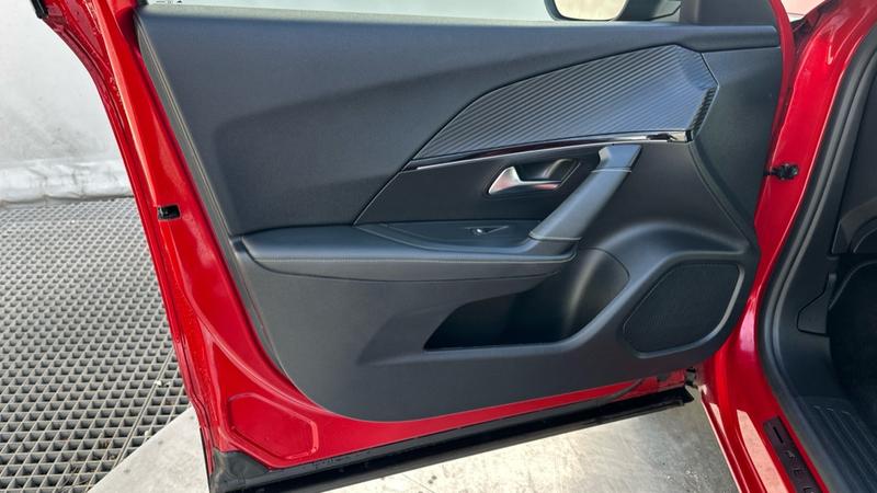 Used Peugeot 2008 2023 for sale - 78162131: Photo 46