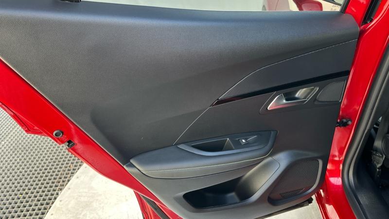 Used Peugeot 2008 2023 for sale - 78162131: Photo 47