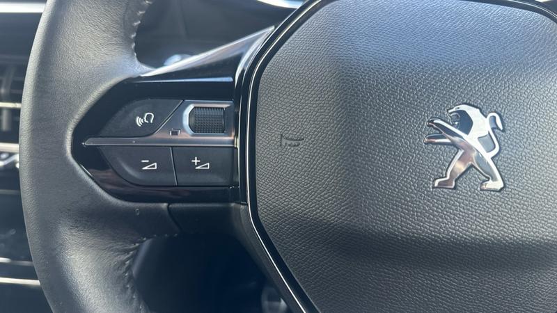 Used Peugeot 2008 2023 for sale - 78060463: Photo 38