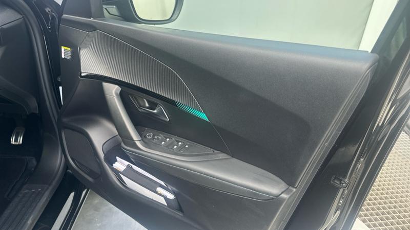 Used Peugeot 2008 2023 for sale - 78060463: Photo 60
