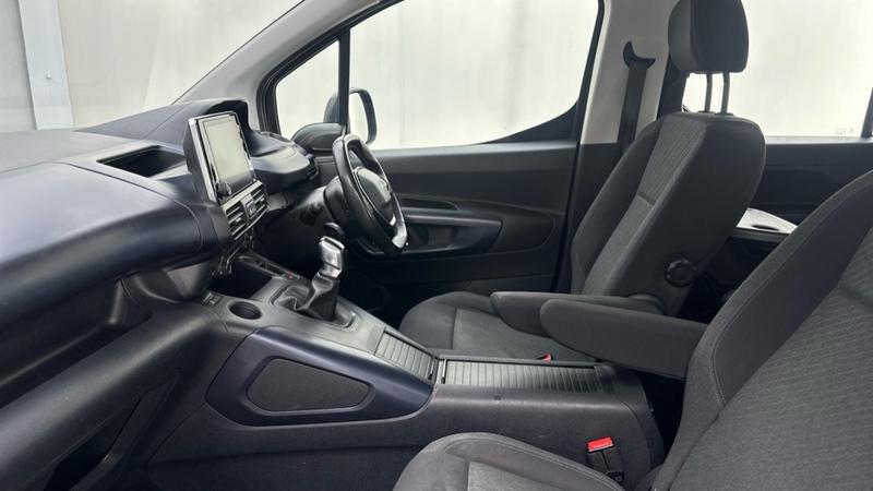 Used Peugeot Rifter 2019 for sale - 77878175: Photo 41