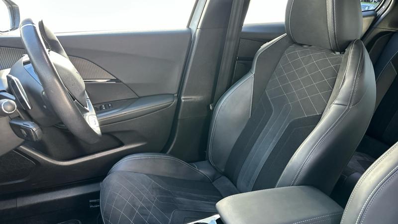 Used Peugeot 2008 2021 for sale - 76730185: Photo 25