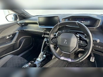 Used Peugeot 2008 2021 for sale - 76730185: Photo