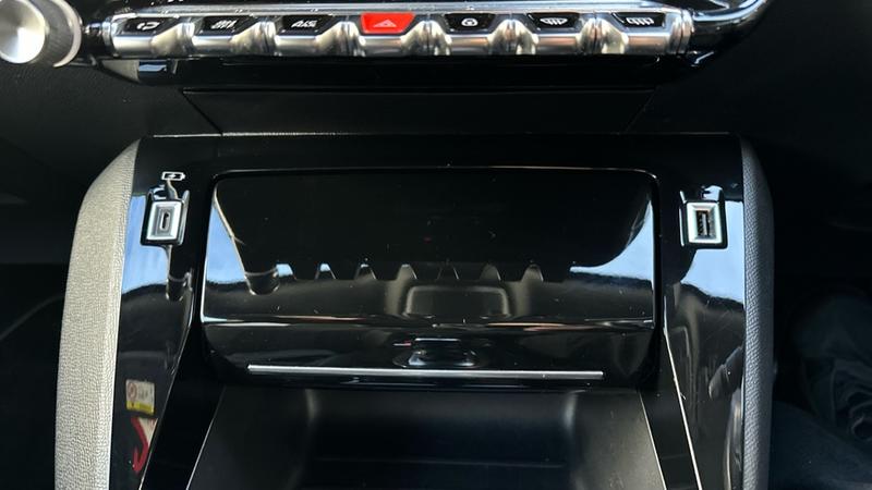 Used Peugeot 2008 2021 for sale - 76730185: Photo 61