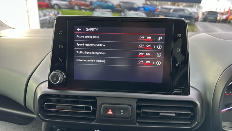 Used Citroen Berlingo 2022 for sale - 76738760: Photo 60