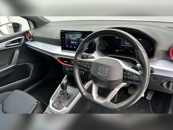 Used SEAT Arona 2024 for sale - 77997160: Photo