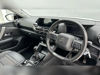 Used Citroen C4 2023 for sale - 79280845: Photo