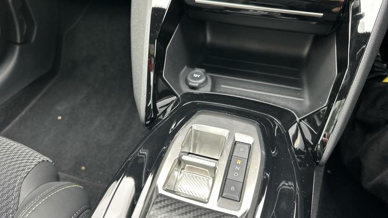 Used Peugeot E-208 2024 for sale - 76797108: Photo 58