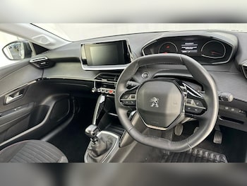 Used Peugeot 208 2021 for sale - 76960859: Photo