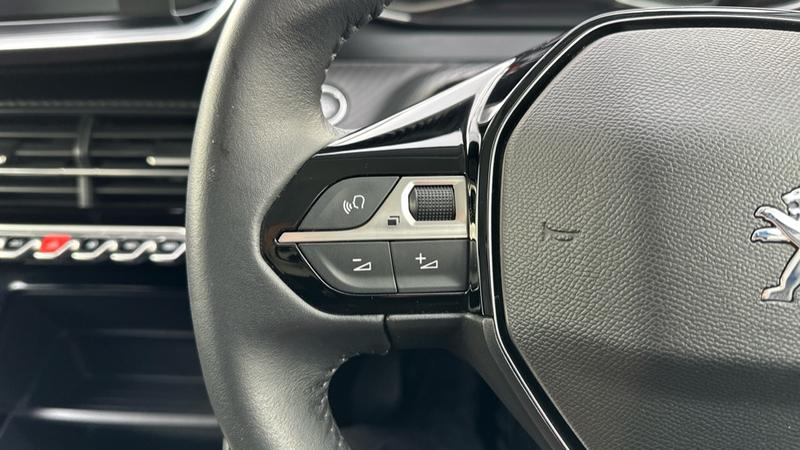 Used Peugeot 208 2021 for sale - 76960859: Photo 46