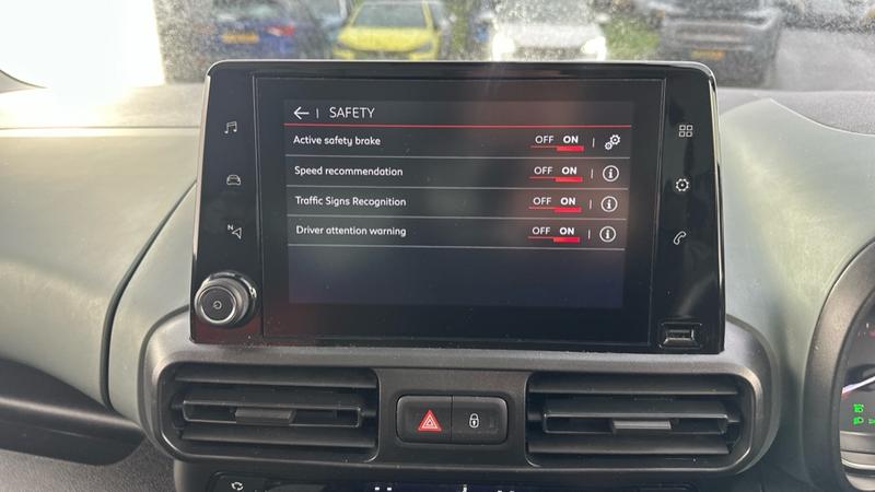 Used Citroen Berlingo 2022 for sale - 77301312: Photo 65