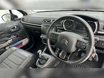 Used Citroen C3 2022 for sale - 76097228: Photo 2