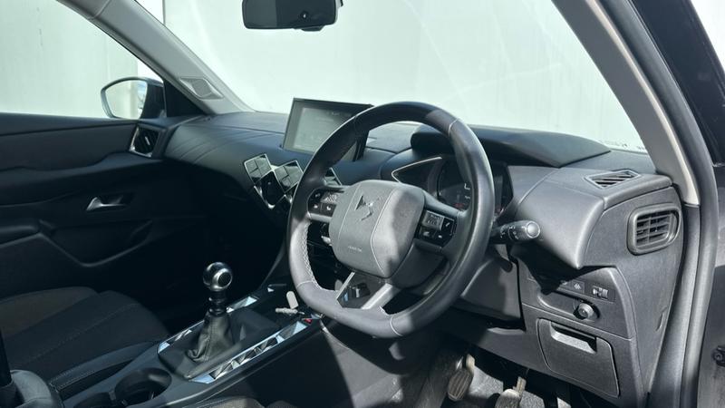 Used DS Automobiles DS 3 Crossback 2022 for sale - 78055677: Photo 2