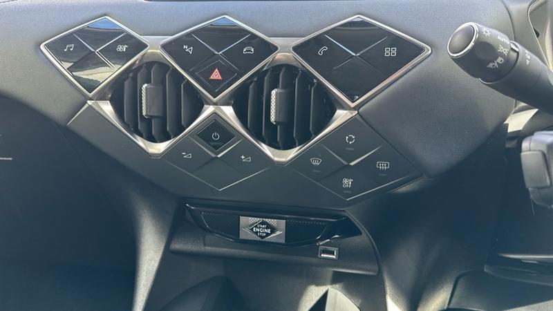 Used DS Automobiles DS 3 Crossback 2022 for sale - 78055677: Photo 44