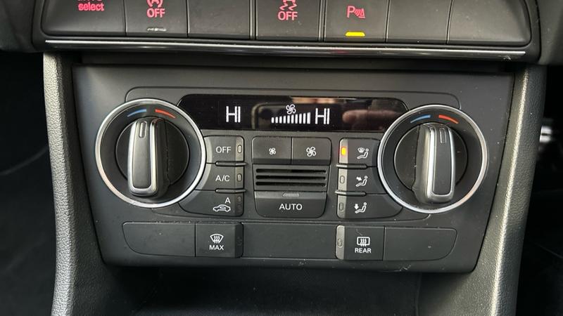 Used Audi Q3 2017 for sale - 77301090: Photo 63