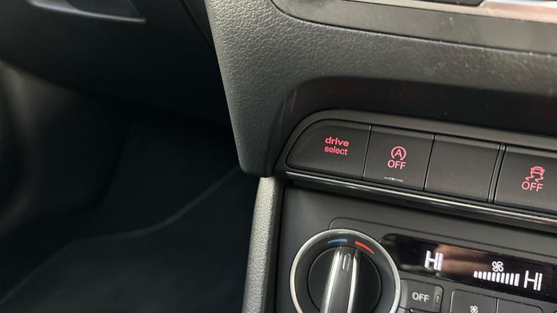 Used Audi Q3 2017 for sale - 77301090: Photo 65