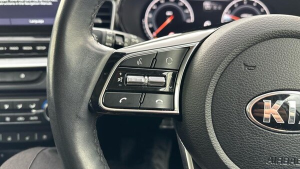 Used Kia XCeed 2021 for sale - 74633122: Photo 46