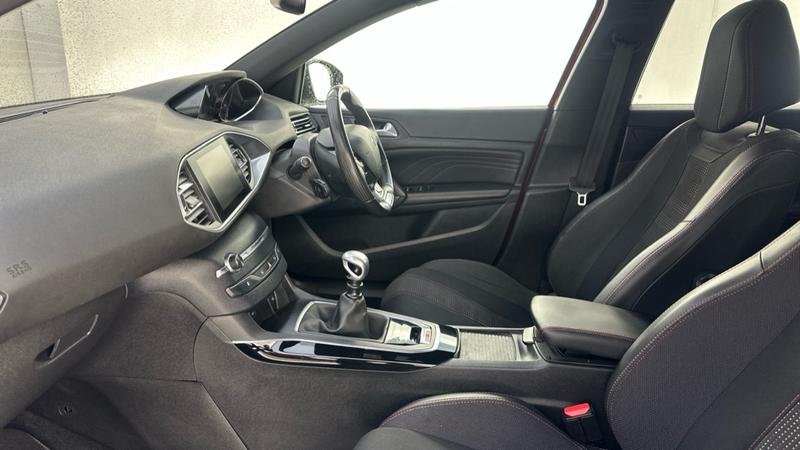 Used Peugeot 308 2017 for sale - 77462487: Photo 32