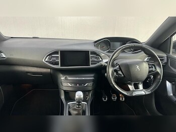 Used Peugeot 308 2017 for sale - 77462487: Photo