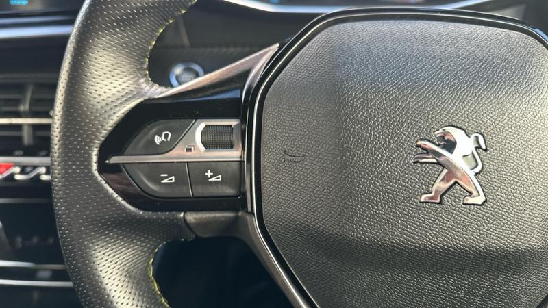 Used Peugeot E-2008 2022 for sale - 78073751: Photo 43