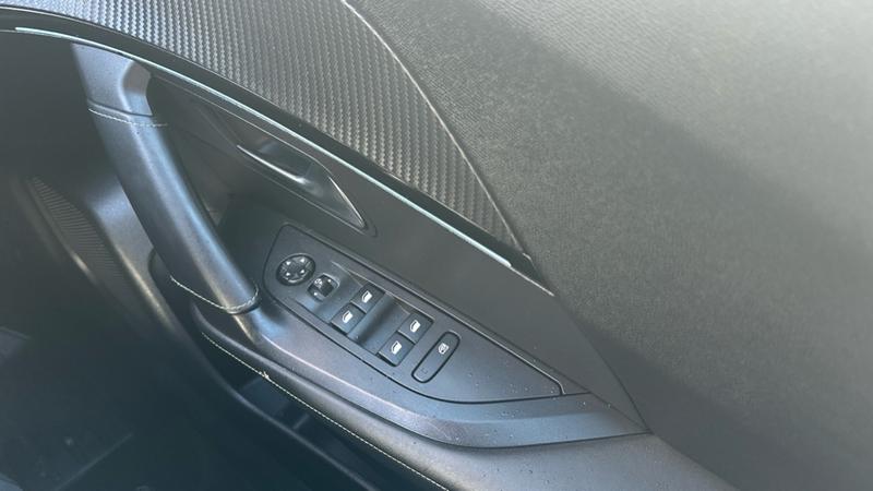 Used Peugeot E-2008 2022 for sale - 78073751: Photo 48