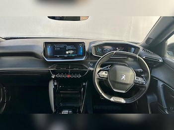 Used Peugeot E-2008 2022 for sale - 78073751: Photo