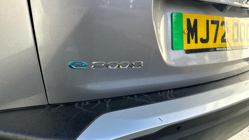 Used Peugeot E-2008 2022 for sale - 78073751: Photo 65