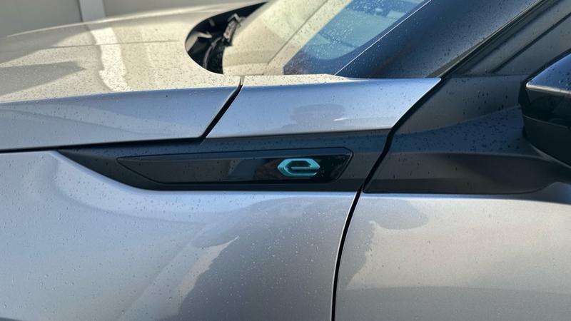 Used Peugeot E-2008 2022 for sale - 78073751: Photo 69