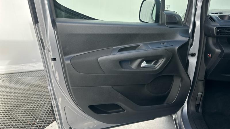 Used Vauxhall Combo Life 2025 for sale - 77747008: Photo 37