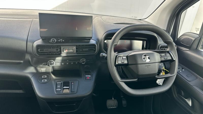 Used Vauxhall Combo Life 2025 for sale - 77747008: Photo 4