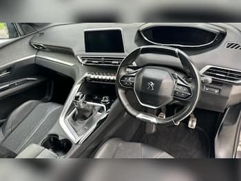 Used Peugeot 3008 2017 for sale - 79842384: Photo