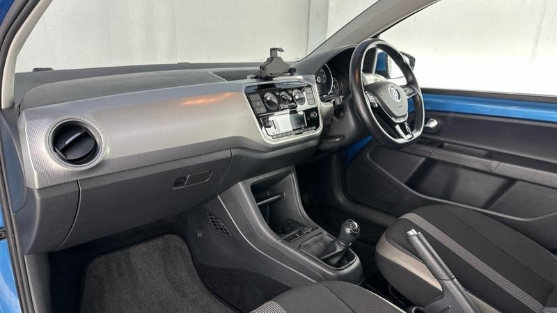 Used Volkswagen up! 2017 for sale - 77301085: Photo 29