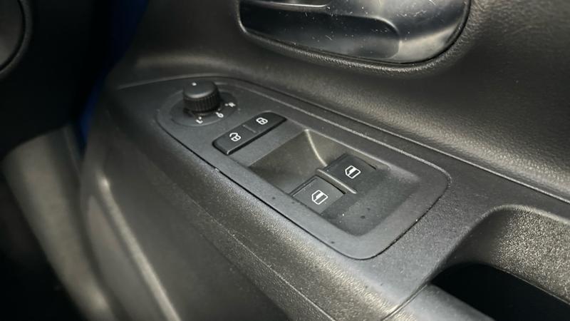 Used Volkswagen up! 2017 for sale - 77301085: Photo 43