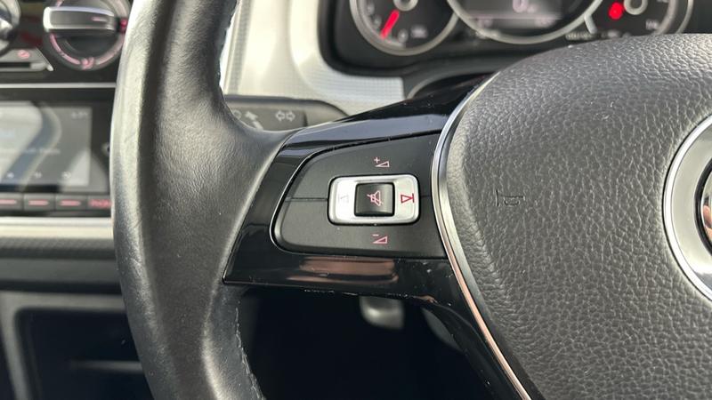 Used Volkswagen up! 2017 for sale - 77301085: Photo 47