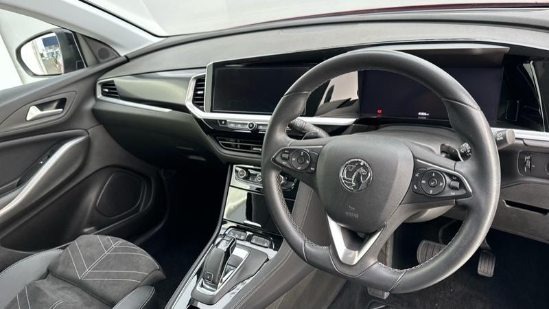 Used Vauxhall Grandland 2022 for sale - 76285404: Photo 2