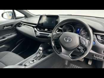 Used Toyota C-HR 2019 for sale - 74807811: Photo
