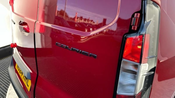 Used Ford Transit Courier 2024 for sale - 76114593: Photo 26