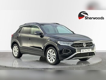 Used Volkswagen T-Roc 2025 for sale - 77532730: Photo