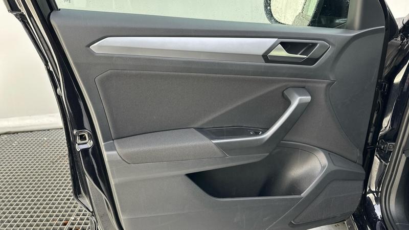 Used Volkswagen T-Roc 2025 for sale - 77532730: Photo 31